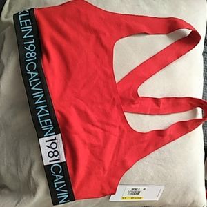 *NEW W/ TAGS*Calvin Klein bralette / sports bra